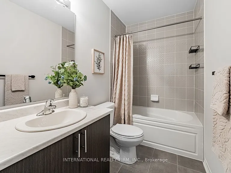 1206 Main St E #211 — Photo 26