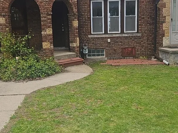 5845 Miller Rd, Dearborn, MI 48126