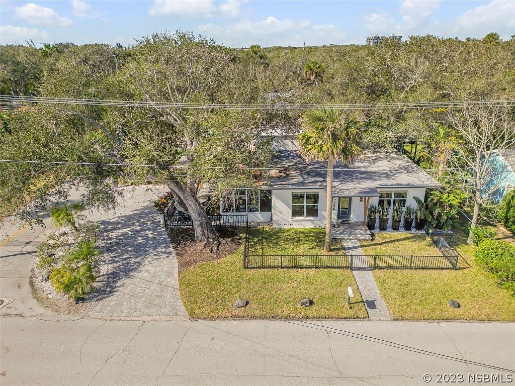 306 S Pine St, New Smyrna Beach, FL 32169 Zillow