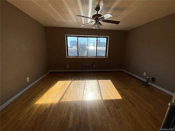 5th image of 1006 Olmstead Ave