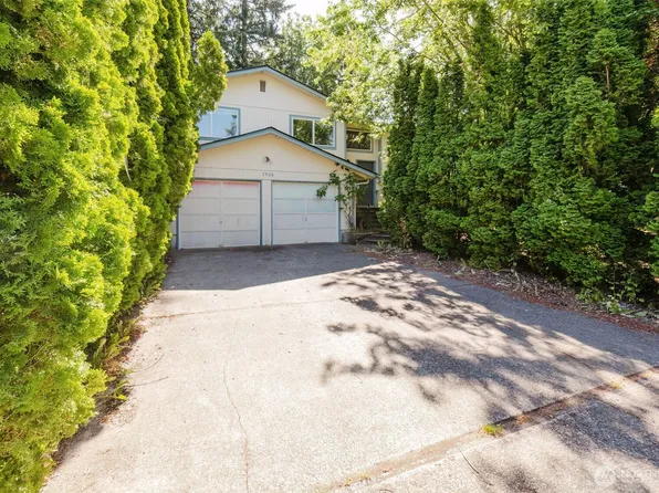 7300 Trica Avenue NE, Bremerton, WA 98311
