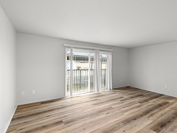 3rd image of 1111 W Market St #6
