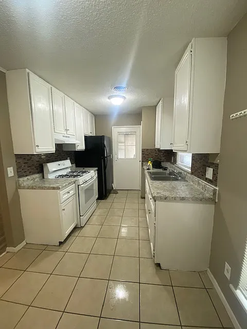 810 S 119th E Ave - Unit 61 — Photo 3