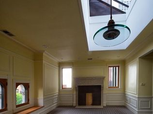 77 E Elm St APT 4, Chicago, IL 60611