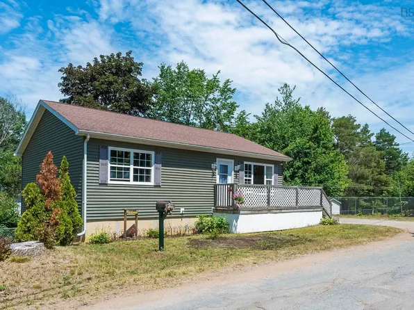 601 Hillcrest Ave, Kingston, NS B0P 1R0