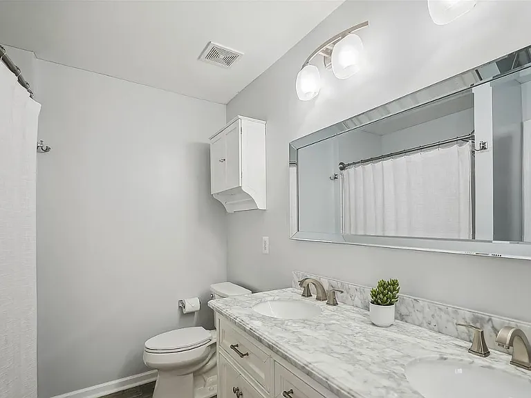 25435 Elm Ter — Photo 13