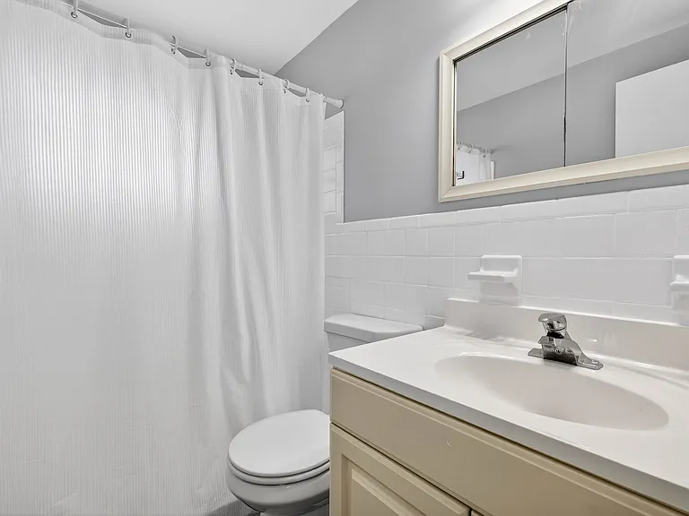 4826 Bonton Dr — Photo 12