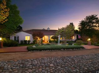 956 Olympic Ct, Claremont, CA 91711