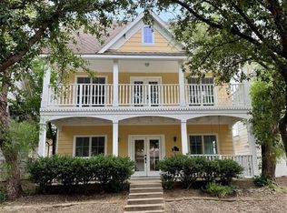 1805 Azalea Dr, Aubrey, TX 76227