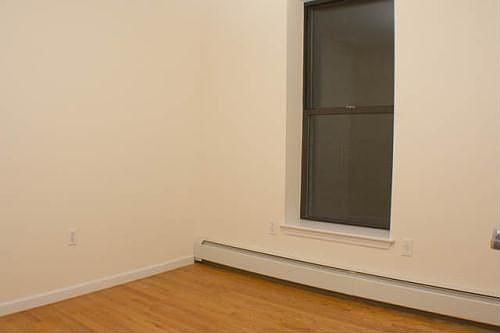 4th image of 752 Williams Ave