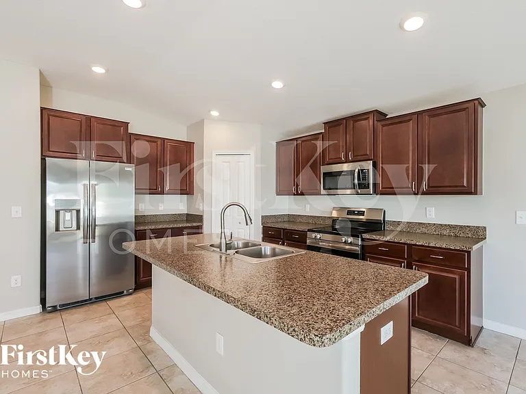 10621 Standing Stone Dr — Photo 9