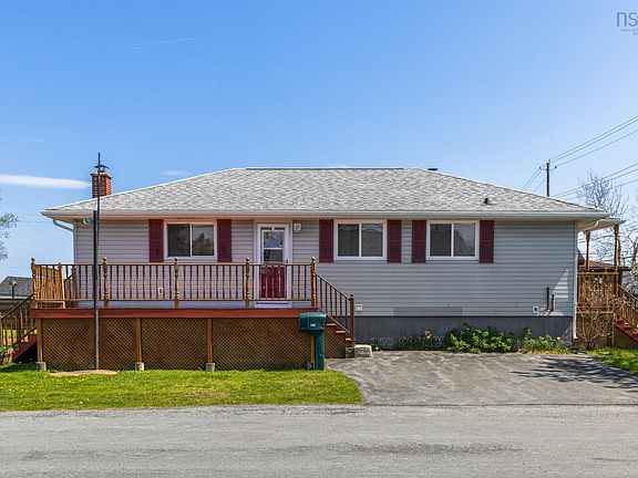2nd image of 720 Herring Cove Rd