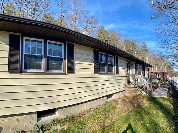 5th image of 6893 State Highway 7