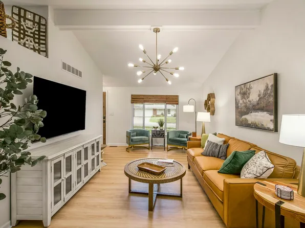 2804 Canterbury Rd, Ann Arbor, MI 48104