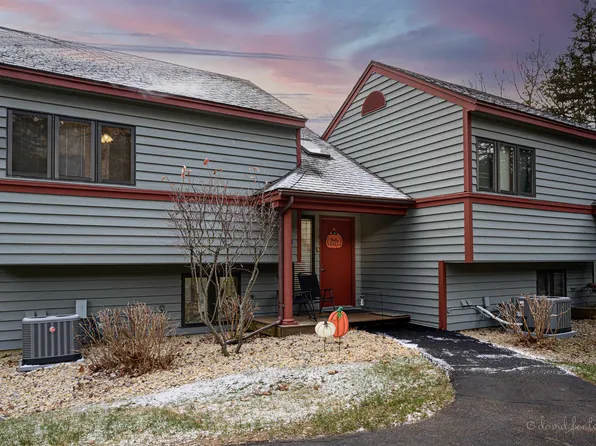 15 Spring Creek Ln, Galena, IL 61036