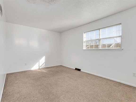 5th image of 6211 E 127th St