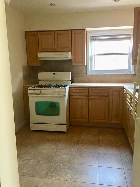 1st image of 21400 41st Ave #2