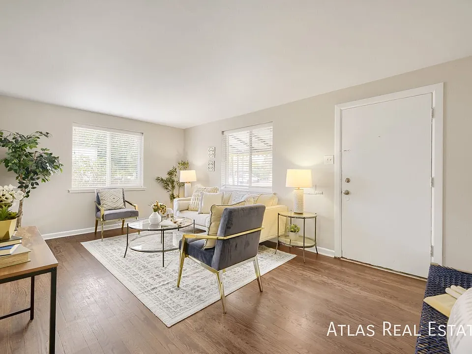 1350 S Canosa Ct