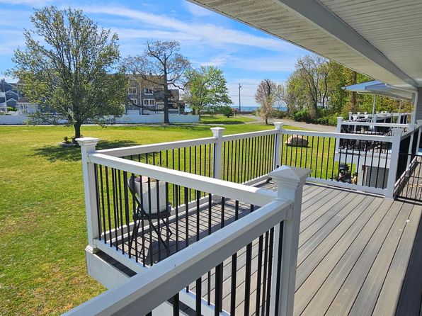 131 Cosey Beach Ave #3