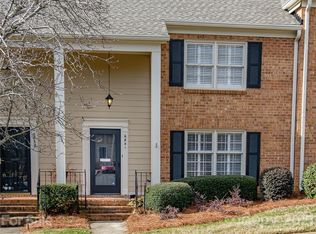 6841 Constitution Ln, Charlotte, NC 28210