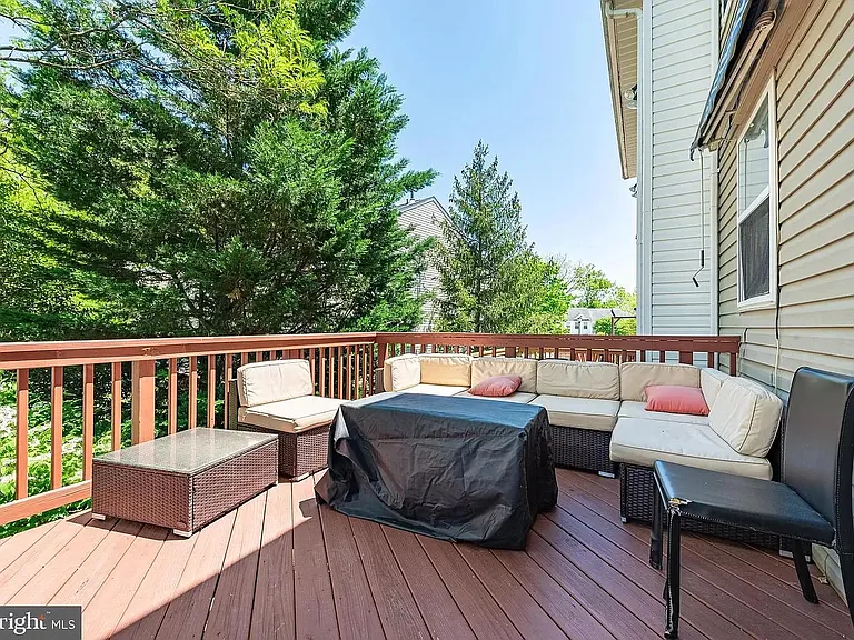 3906 Cotton Tree Ln — Photo 10