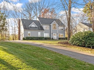 16 Major Hale Dr, Framingham, MA 01701