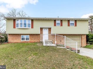 35 Davis Cir, Hanover, PA 17331