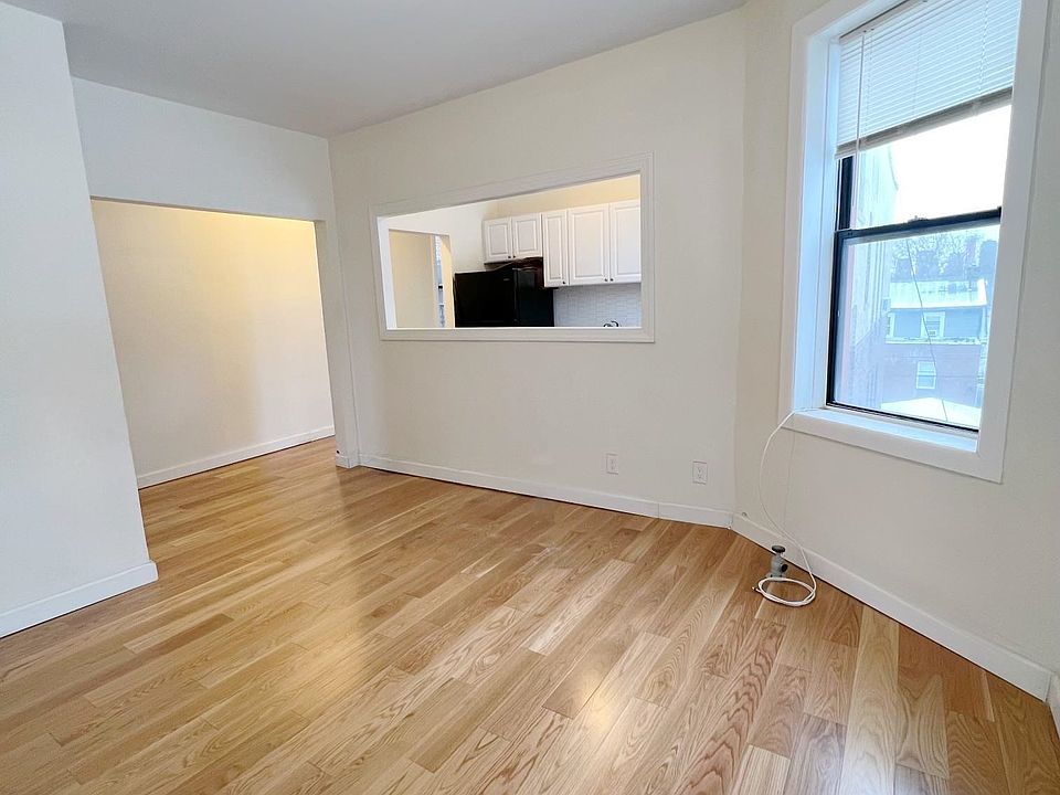 1st image of 6114 Highland Pl APT 3G