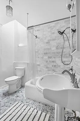 Rented by D'Andrea Craig Realty | media 5