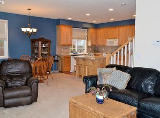 2225 SE Decade Ct, Hillsboro, OR 97123