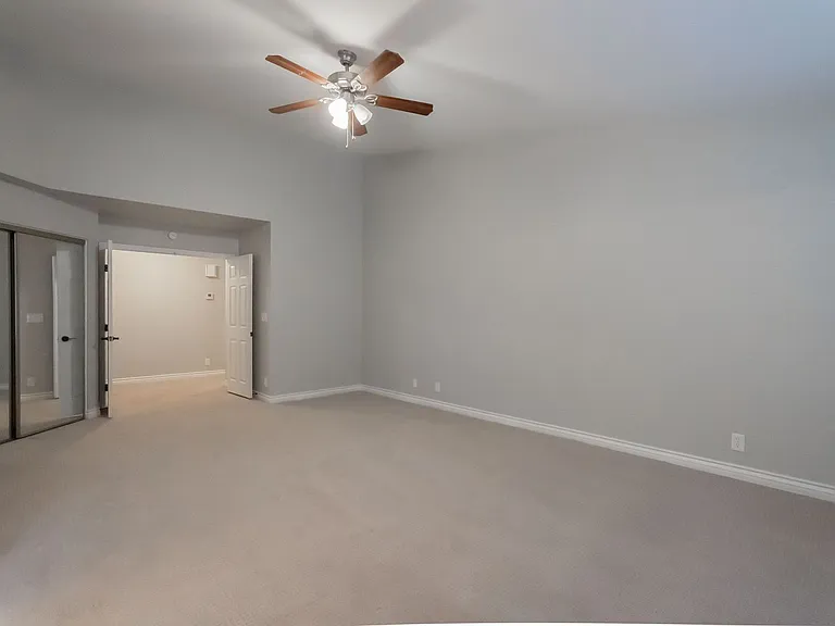10024 Sail Landing Ct — Photo 36