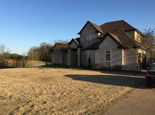 95 Meadow Ridge Dr, Lakeland, TN 38002