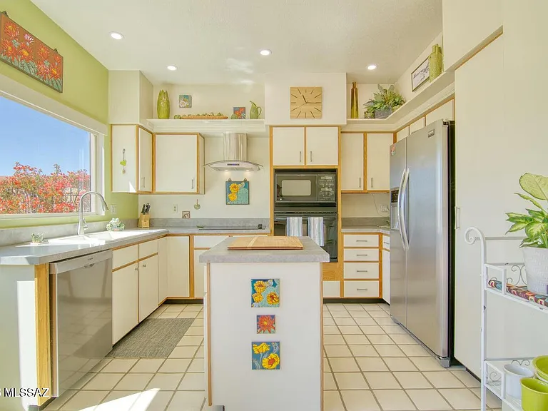 784 E Camino Diestro — Photo 18