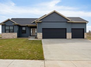 6687 Winslow Rd, Marion, IA 52302
