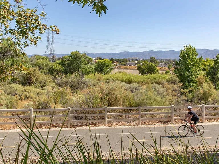 Explore the trails along the Santa Clara River.