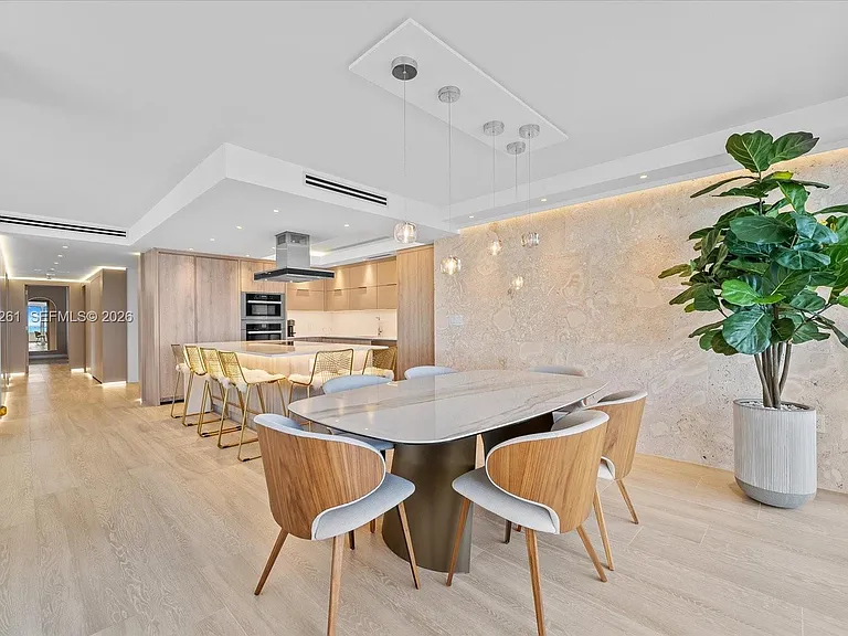 199 Ocean Lane Dr #1001 — Photo 3