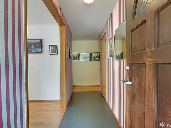 3rd image of 7228 6th Ave SE