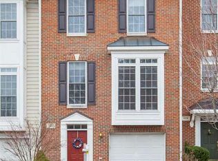 4003 Fairfax Center Hunt Trl, Fairfax, VA 22030