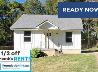 2831 Overton Crossing St, Memphis, TN 38127