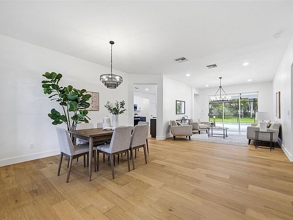 4th image of 10534 Bermuda Isle Dr