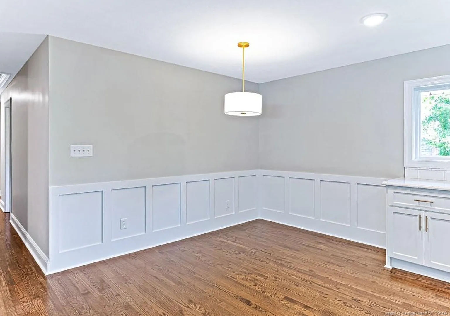 315 Westview Drive (Occupied-Showings By Appointment Only) — Photo 3