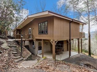 837 Huckleberry Mountain Rd, Hendersonville, NC 28792