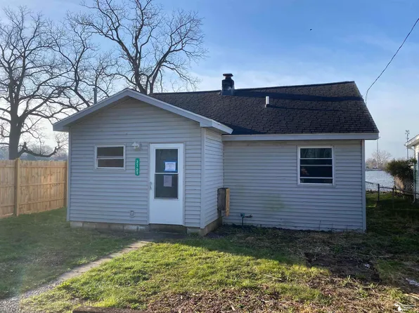 2731 Bridgewater Dr, Erie, MI 48133