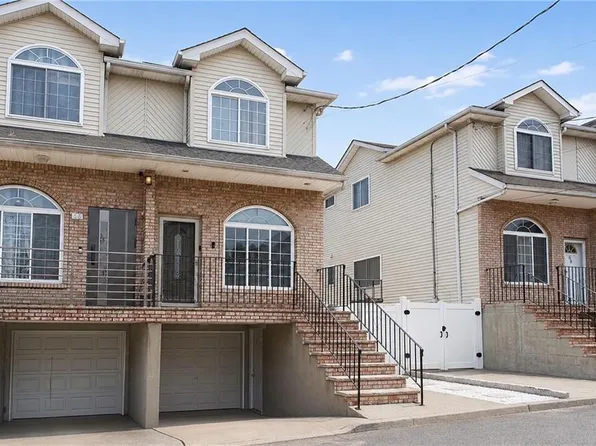 67 Post Ln, Staten Island, NY 10303
