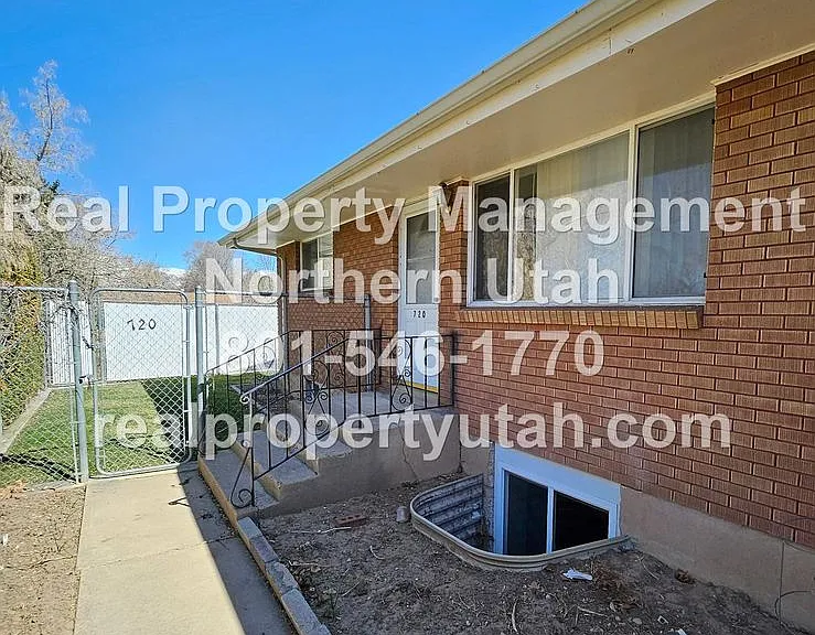 720 Belnap Cir — Photo 1
