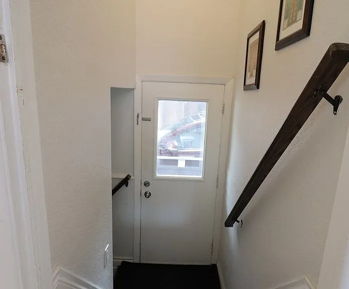 1382 Warden Ave #MAIN — Photo 8
