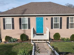 132 View Ln, La Follette, TN 37766