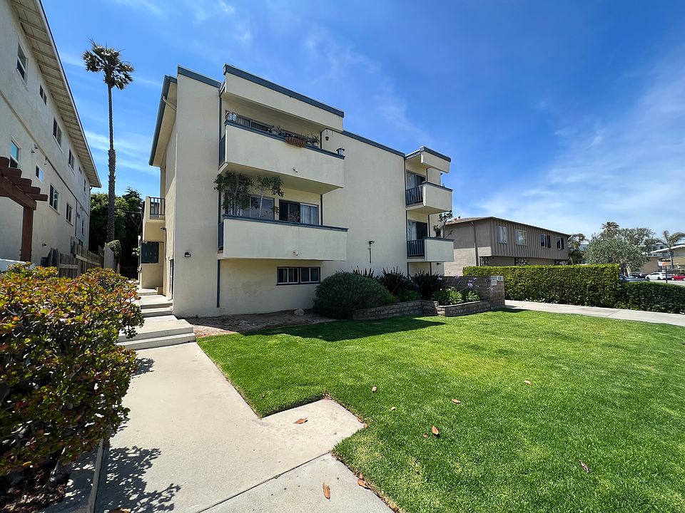 1st image of 131 Paseo De La Concha APT C