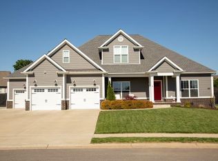 3074 Compass Ct, Bowling Green, KY 42101