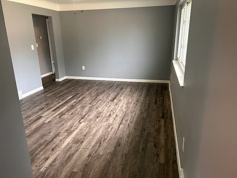 22761 Beechwood Ave — Photo 5